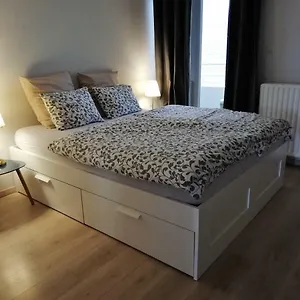 Vlak Bij Zee , Oostende België